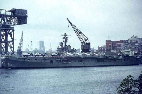 中国花千万买回四艘航母,为何只有辽宁舰服役