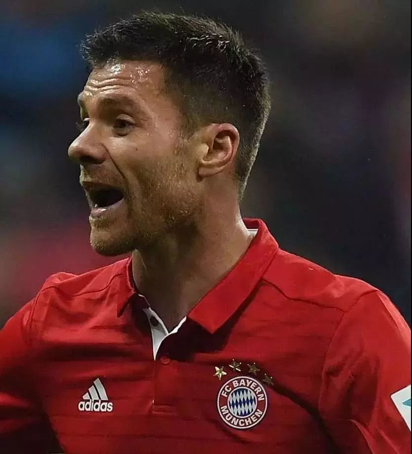 今年最火的世界杯发型,雅痞油头正当道!