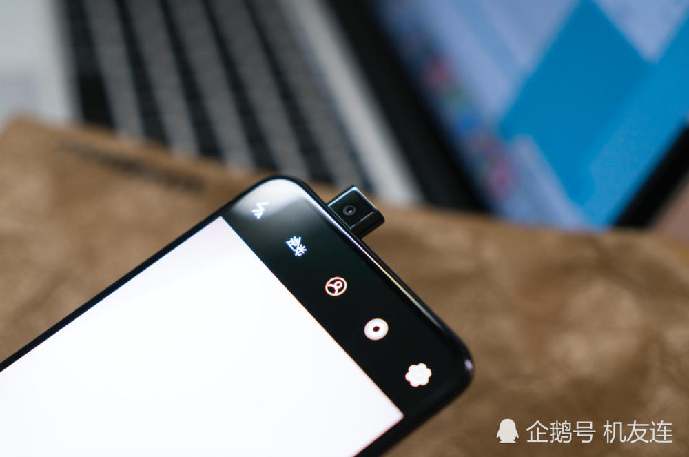 vivo NEX拆解揭秘 连罗永浩都佩服的设计