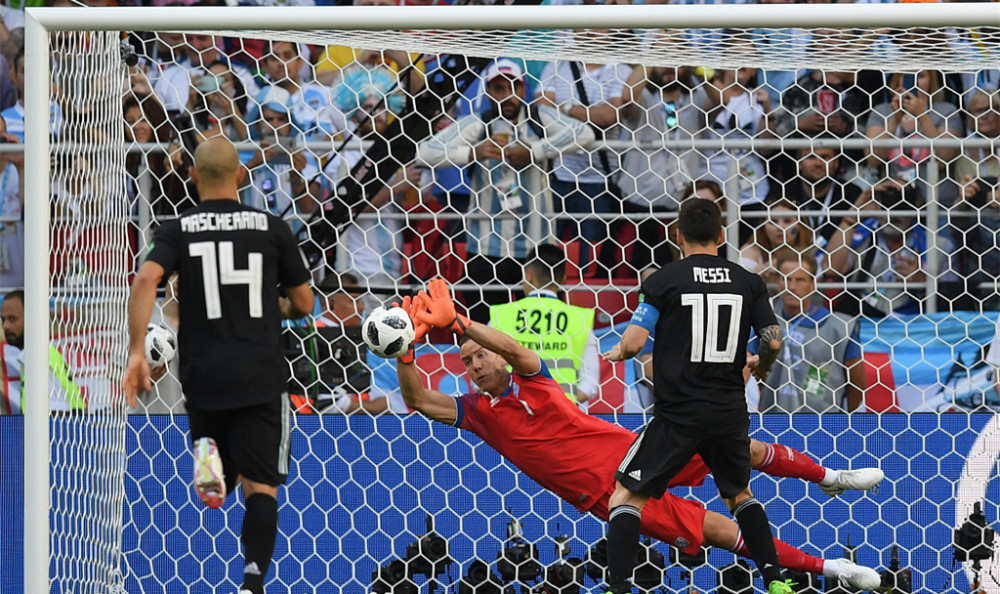 世界杯射手榜发生巨变!神秘巨星连入5球将C