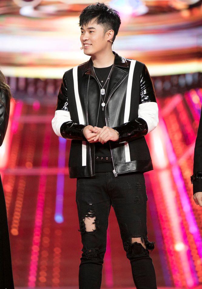 影视陈赫出席2018演唱会被批假唱!粉丝们不干