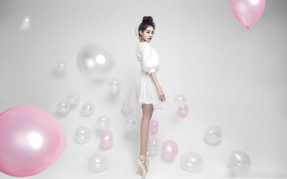 杨幂工作室真是厉害了,都是长腿逆天系列啊