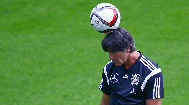 年薪最高的德国队主帅勒夫下一场必须拼了!不