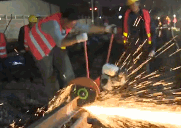 并没有9小时凭空建出个火车站…  图源:东南网   让我们再来简单