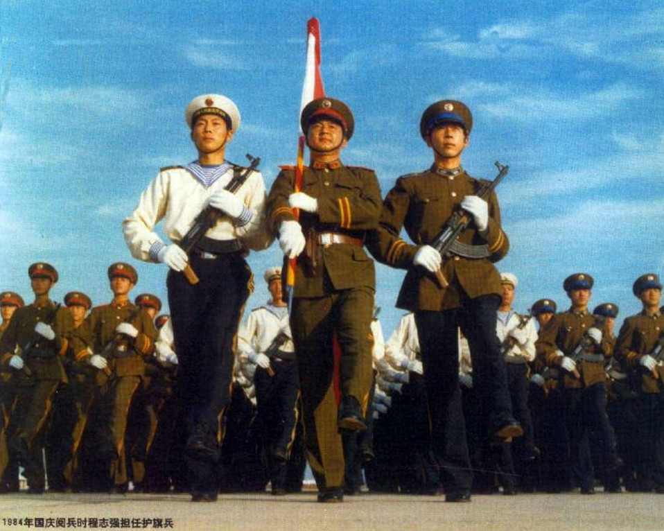 优美的军姿被誉为天下第一兵,没晋升少将殊为