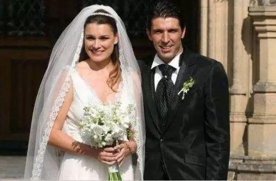 这位39岁退役的意大利门将,战绩赫赫,比冰岛队