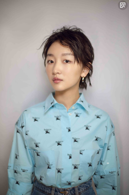 明星也看世界杯!李易峰很想去现场,周冬雨看好