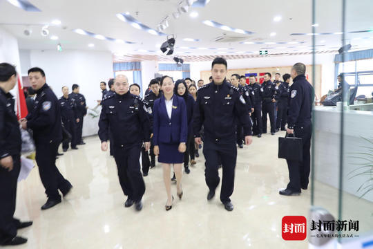 自贡打掉最大网络传销团伙:金字塔118层 涉及