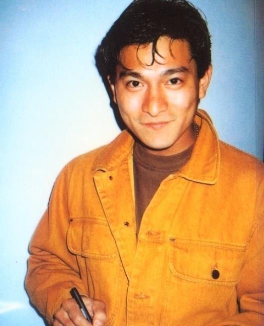 图揭刘德华年轻时罕见的9组照片,华迷也不一定