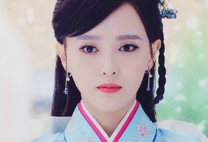 娱乐圈气质女神唐嫣古装照,你觉得哪一个更好