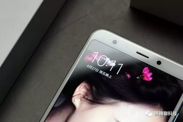 小米8很火爆,小米8SE也抢手,不过性价比第一的