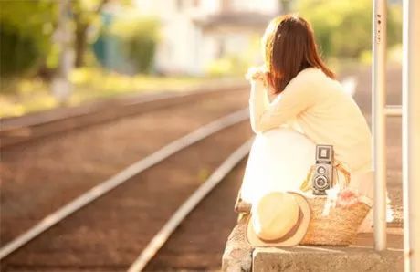 晚上发朋友圈心情句子