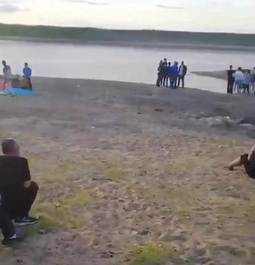 佳木斯桦川县8名学生江边游玩,3人溺亡