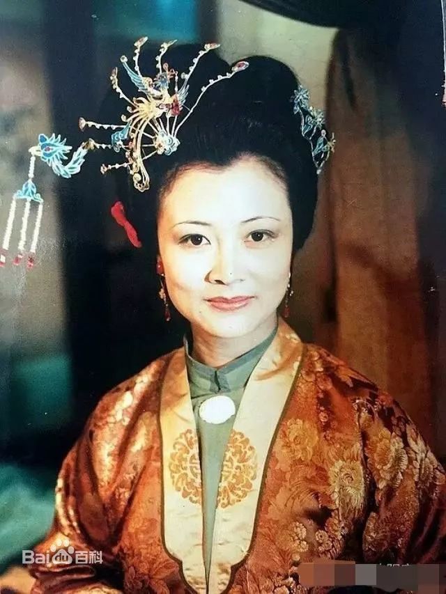 蒋勋细说红楼梦:论王熙凤做人的两面性-腾讯网傅程鹏主演抗日电视剧全集图片