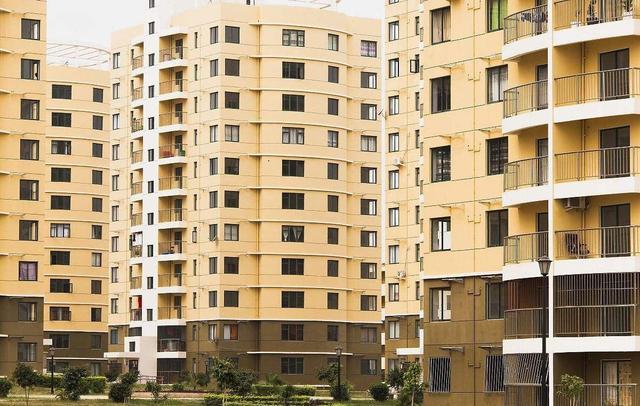 房子若是住拿来住,早就够了,要是用来炒的话,再