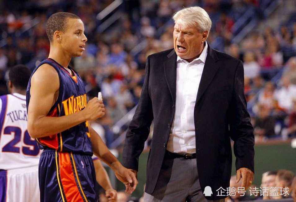 09年选秀大会,勇士截胡库里,库里当时神情亮了