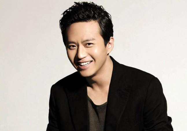 谢娜邓超都被他教训过,海清是他学生,难怪《向