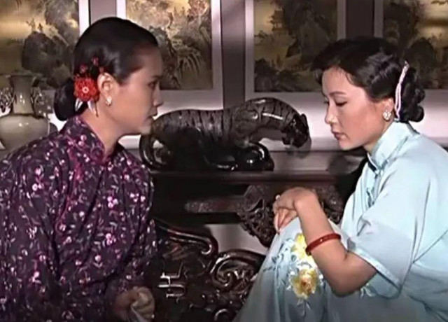 《大宅门》杨九红其实应该嫁给老实人,黄春死后她很变态