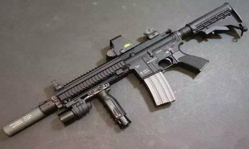 刺激战场没有AUG这把枪,这四把枪:MK14更会