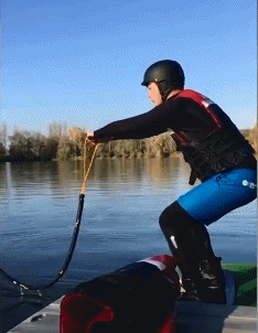 搞笑gif:乖媳妇做的红烧肉,反过来都掉不下来-看点快报