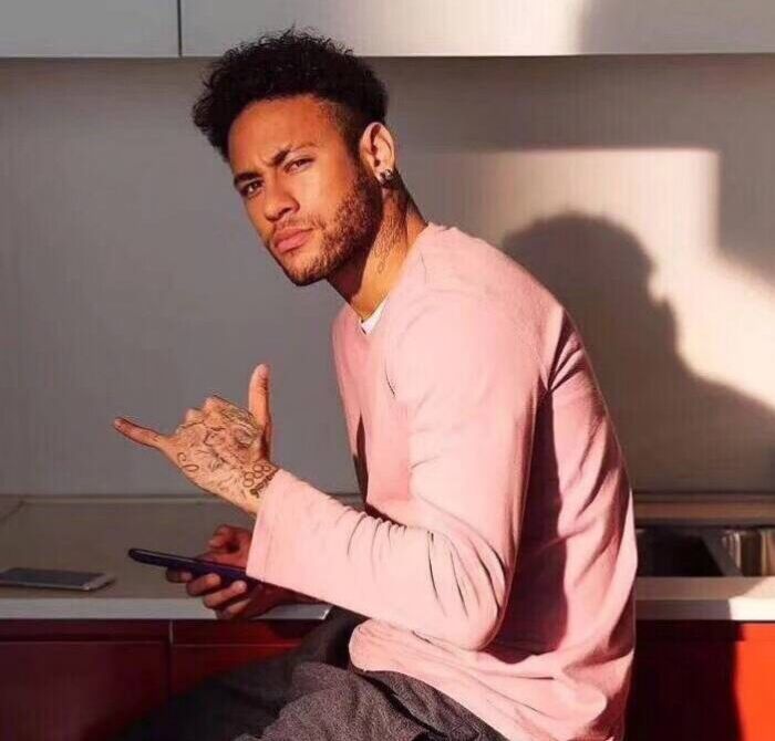 颜值世界杯:除了C罗、梅西,还有哪些帅气球员