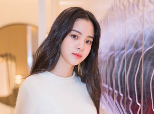 娱乐圈的四字名字女星,热巴上榜,最后一位美貌