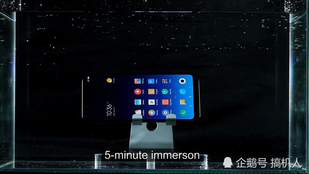 小米8防水性能怎么样?防水测试后拆解手机:主