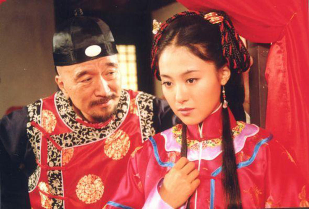 公主专业户的她嫁给了贵族后裔，退圈后身材走形，却比之前更甜蜜