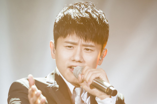 张杰的收入,华晨宇的收入,张艺兴的收入,这差距