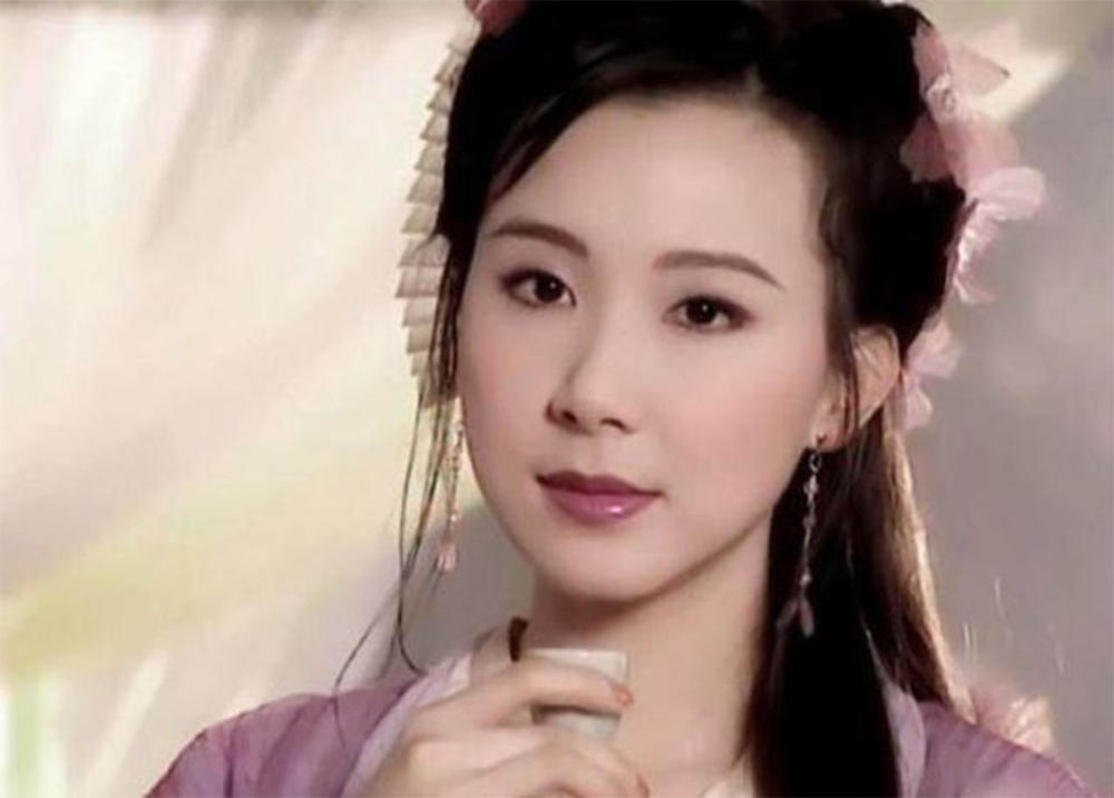 《小李飞刀》中被李寻欢爱了一生的萧蔷，如今整容后遗症出现
