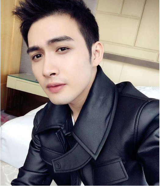 眼睛长得最"漂亮"的5位男星,鹿晗第三,第一是他无人反对?