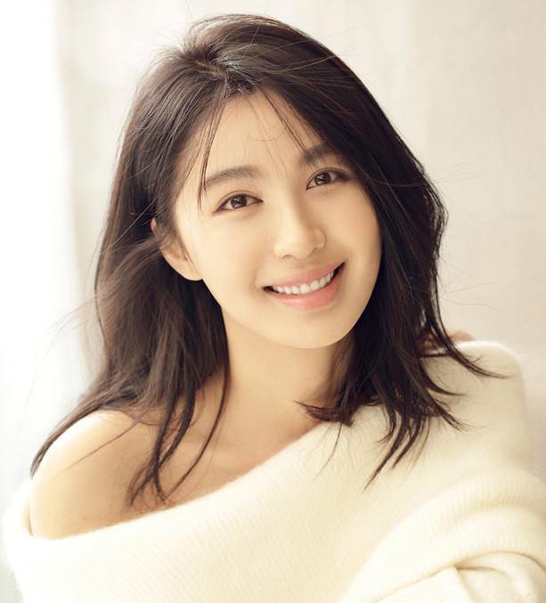 李菲儿,1987年10出生于沈阳市,中国大陆女演员.