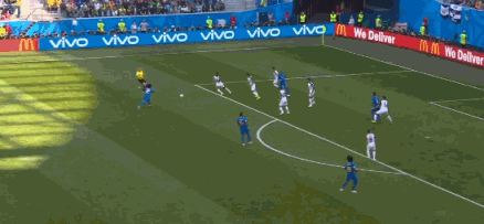 进球无效!巴西大将热苏斯禁区内抽射入网 被吹