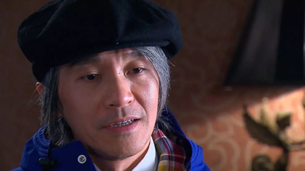 周星驰56岁生日，林允微博公布《美人鱼2》杀青，星爷略感疲惫