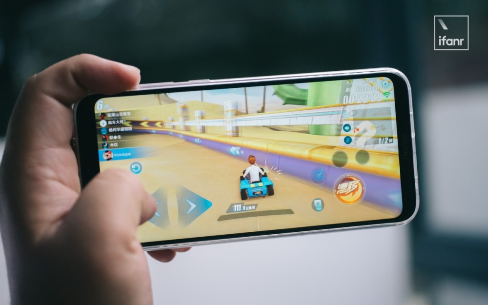我们测试了这6款游戏 告诉你荣耀Play玩游戏的