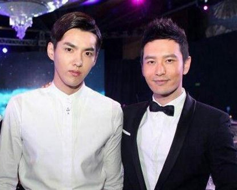 吴亦凡和男星的合照,颜值差明显,最后一位对比太惊人!