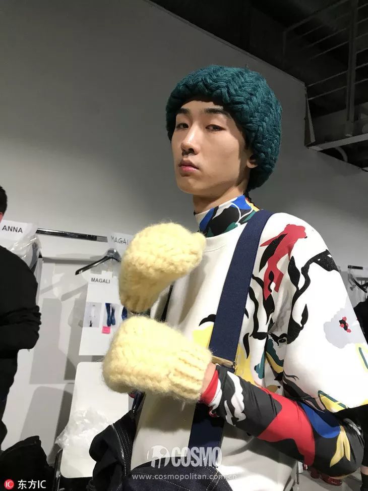 土掉渣的情话扎嘴,土又酷的时尚扎心