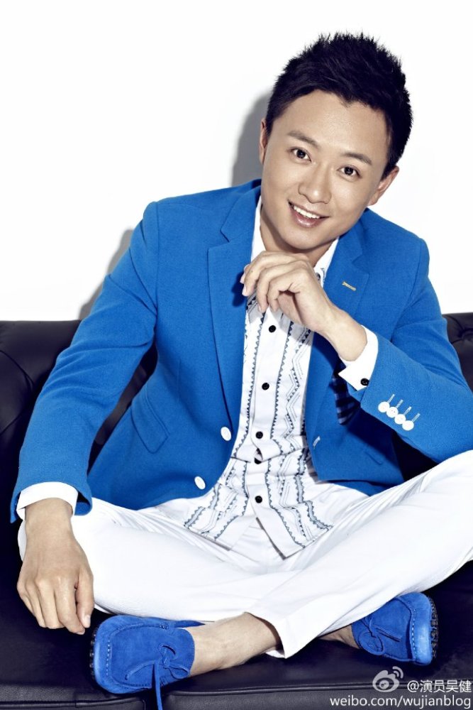 快被遗忘的男演员，22岁与黄海冰搭档走红，40岁越来越帅气了