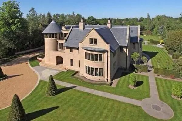 梅西半个月工资能买套凤起潮鸣!世界杯巨星们