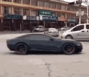 这就是在别人地盘装b的后果