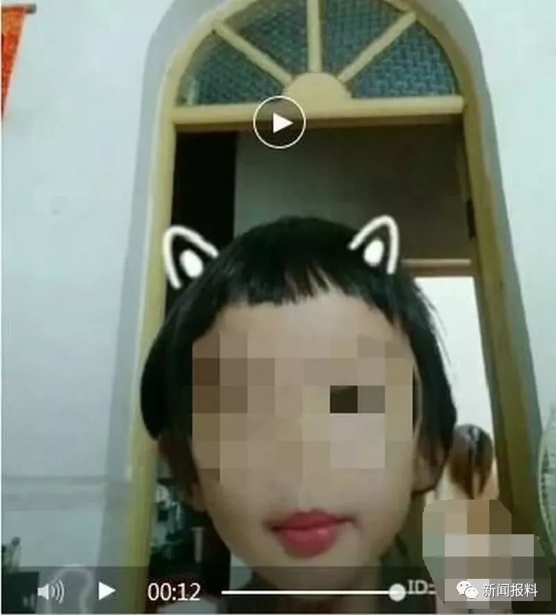 小女孩玩抖音不小心拍到了妈妈洗澡瞬间火遍全网