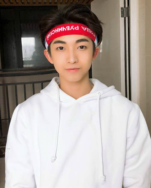 抖音中最帅小哥哥,图一靠科技,图四有一张初恋