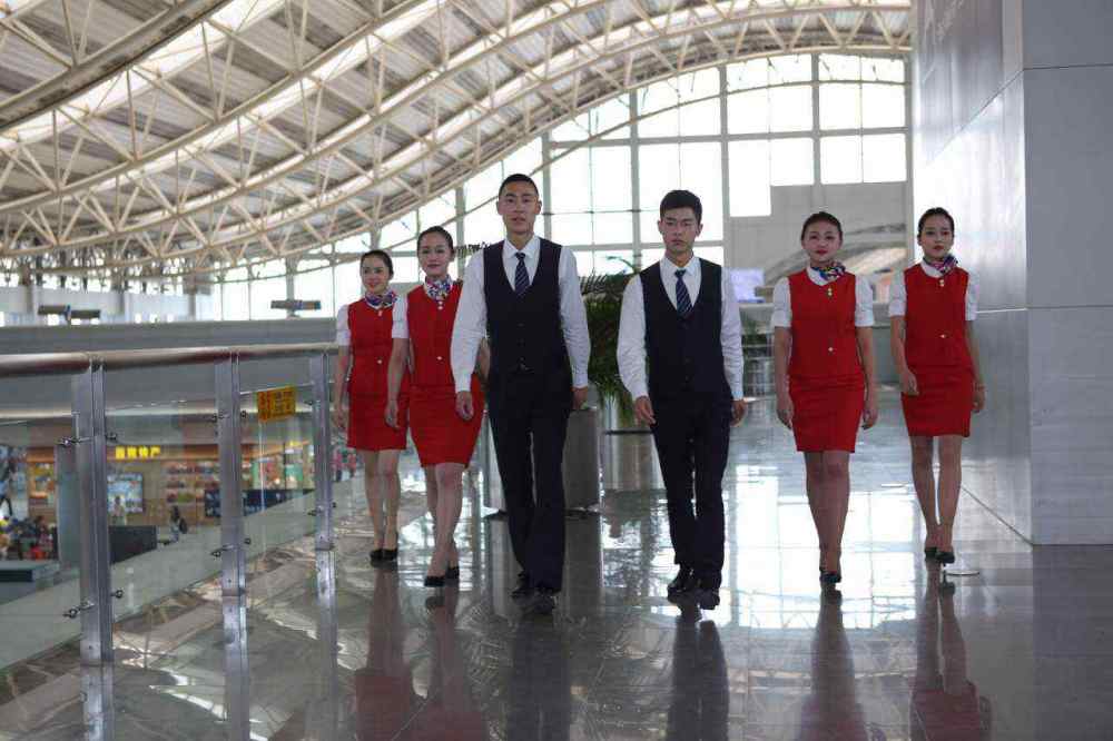 最适合女生报考的3大专业,就业率及薪资高,第