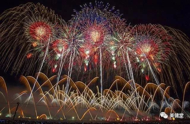 整整1000场 日本top10の花火大会即将美炸这个夏天 看点快报