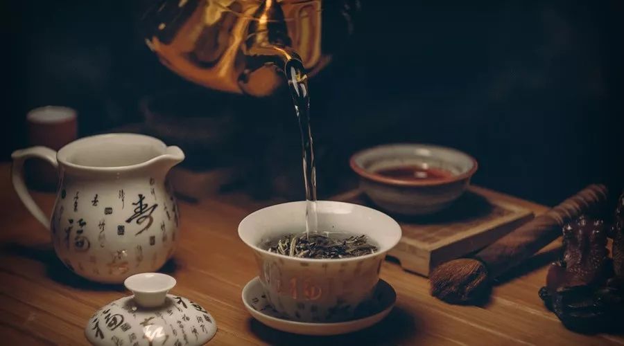 人生百年,应该敬自己十杯酒!你敬了吗?