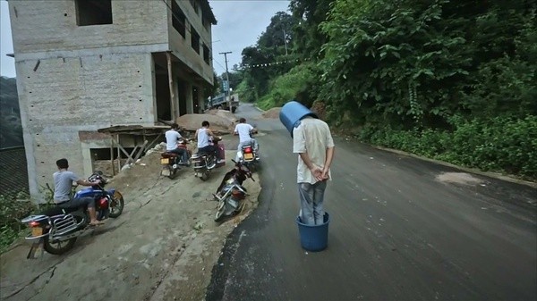 《路边野餐》：名利•吹嘘•才华•诗意•创新