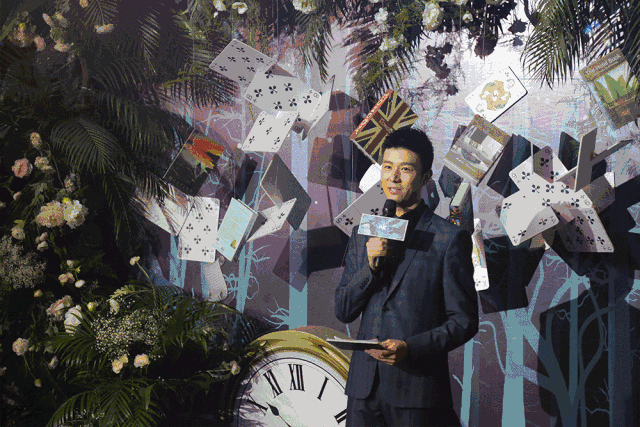 的红酒品鉴会中,提供了来自澳洲巴罗萨谷澳洲天鹅庄独家赞助的红酒,庄