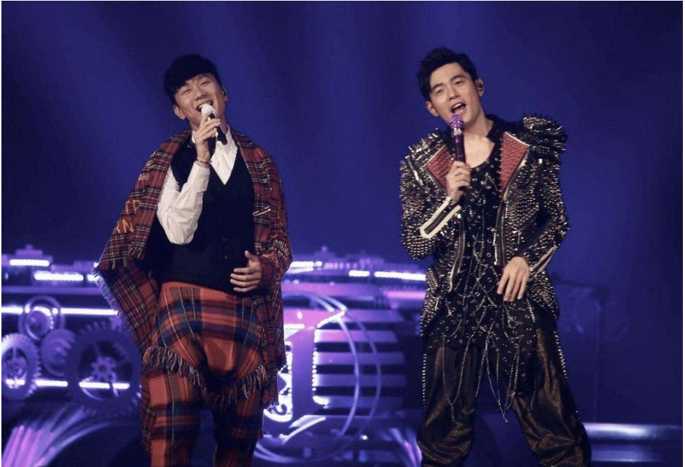 SHE的四首经典歌曲,分别是林俊杰和周杰伦写