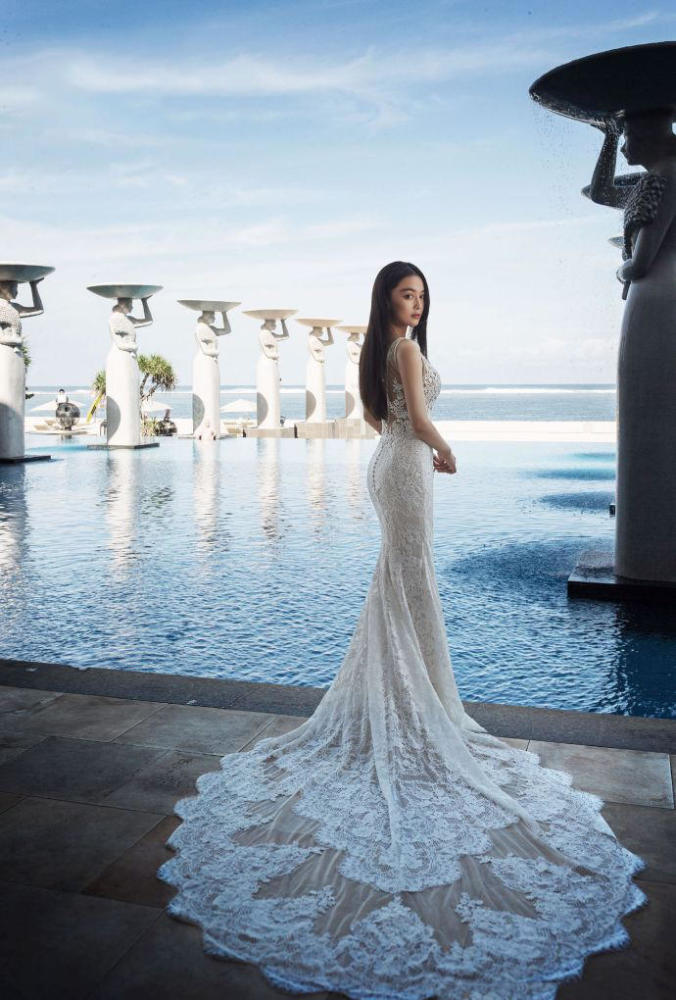 水边婚纱_水边婚纱照