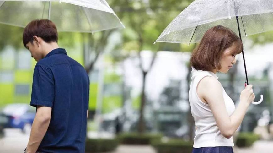 二十年的婚姻结束三年后最好的状态是:不争不抗!网友